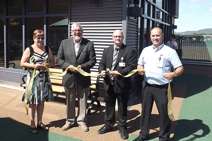 Nancy Nicol Lavoie, chairperson of the Friends of Healthcare Foundation Paul Couturier, chairman of the Vitalité Health Network Board of Directors; Jacques Duclos, Chief Operating Officer, Restigouche Zone, and Vice-President of Public Health; Hervé Bujold, Manager of the geriatrics-rehabilitation unit of the Campbellton Regional Hospital